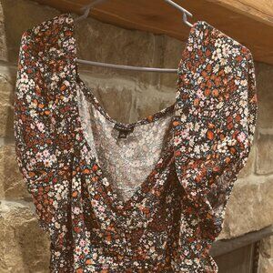 Torrid size 2 floral cutout shirt